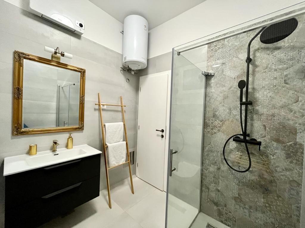 Lux Apartmans Apartment Pula Exterior photo