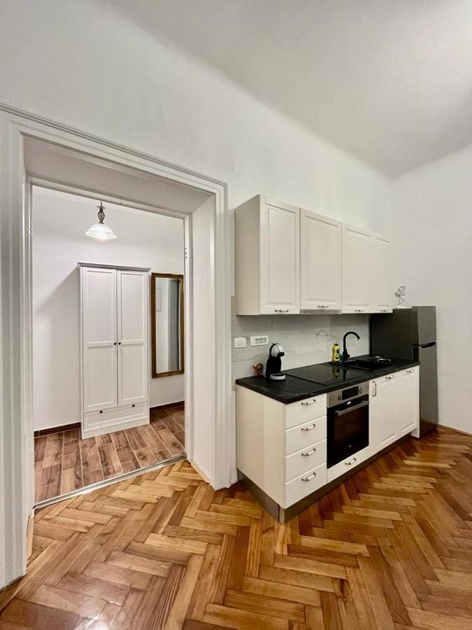 Lux Apartmans Apartment Pula Exterior photo